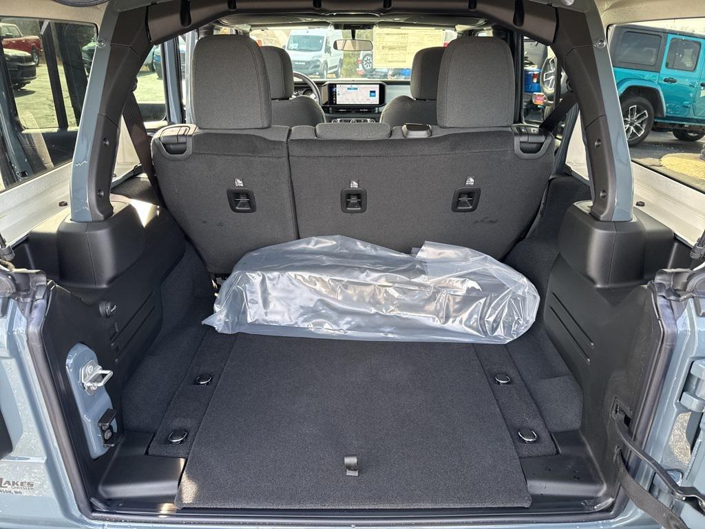 new 2025 Jeep Wrangler car, priced at $44,140