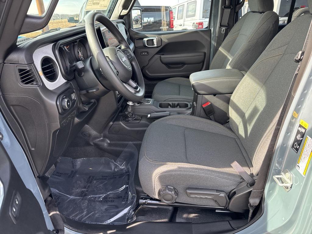 new 2025 Jeep Wrangler car, priced at $44,140
