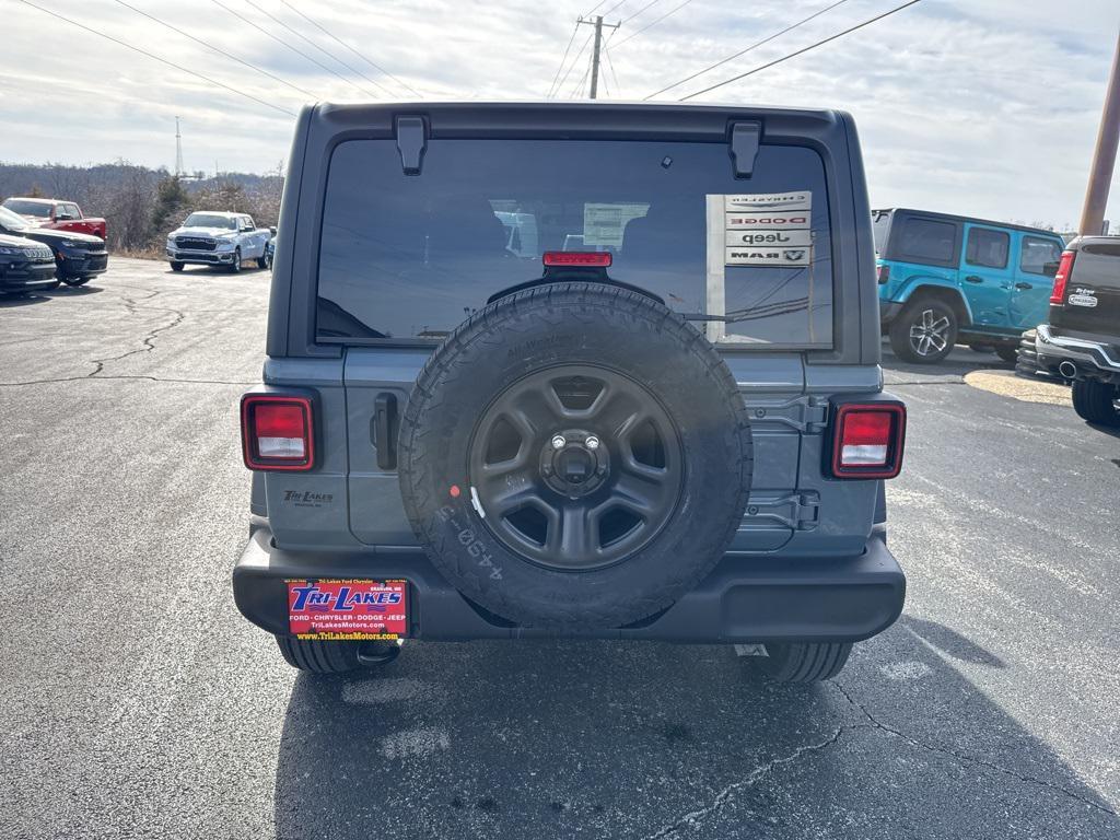 new 2025 Jeep Wrangler car, priced at $44,140