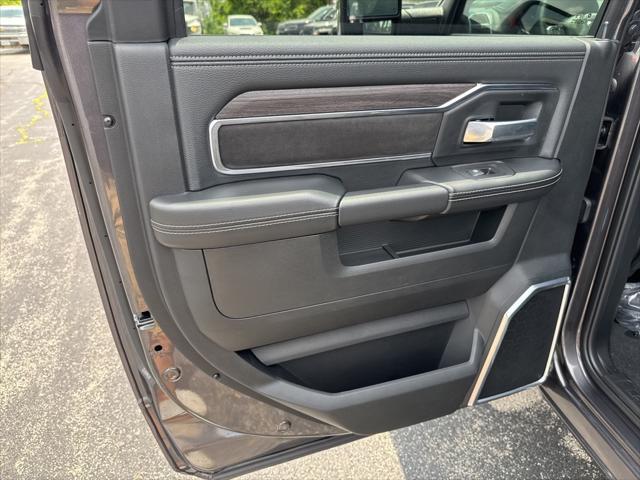 new 2025 Ram 3500 car, priced at $84,325