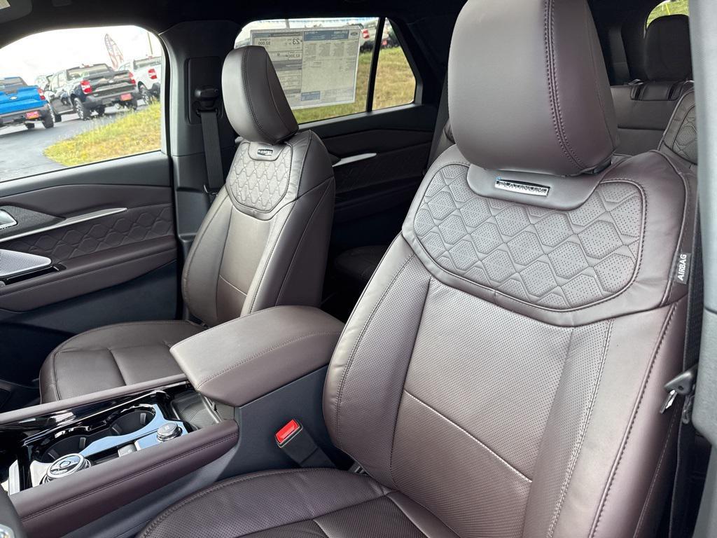 new 2025 Ford Explorer car, priced at $59,455