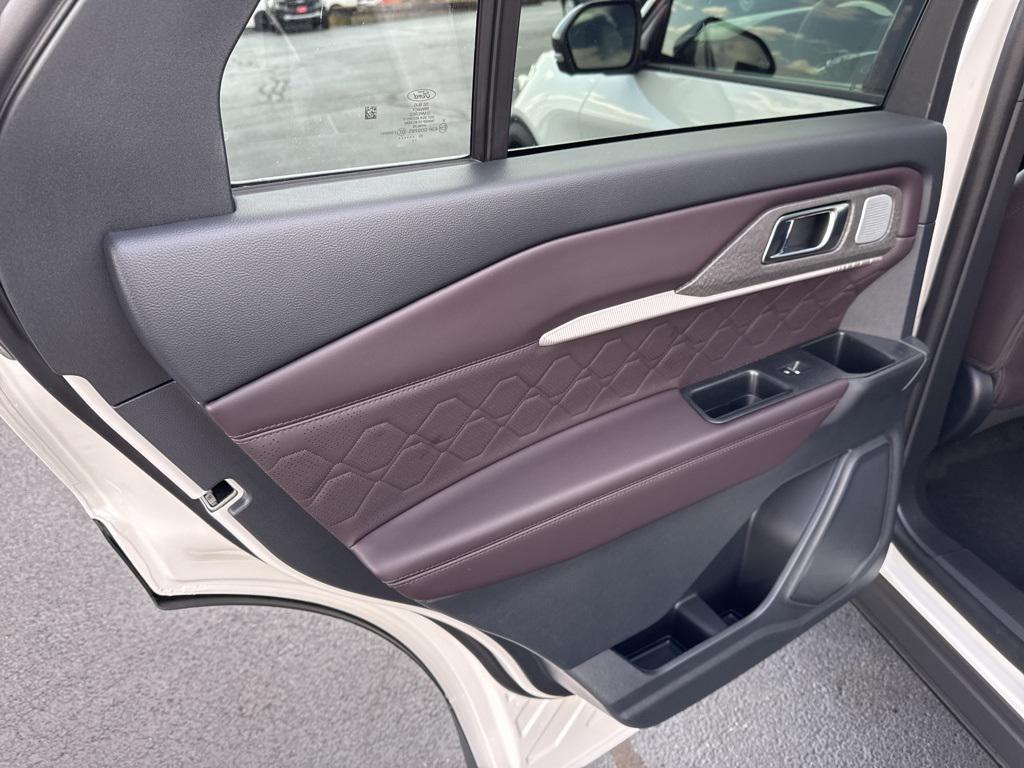 new 2025 Ford Explorer car, priced at $59,455