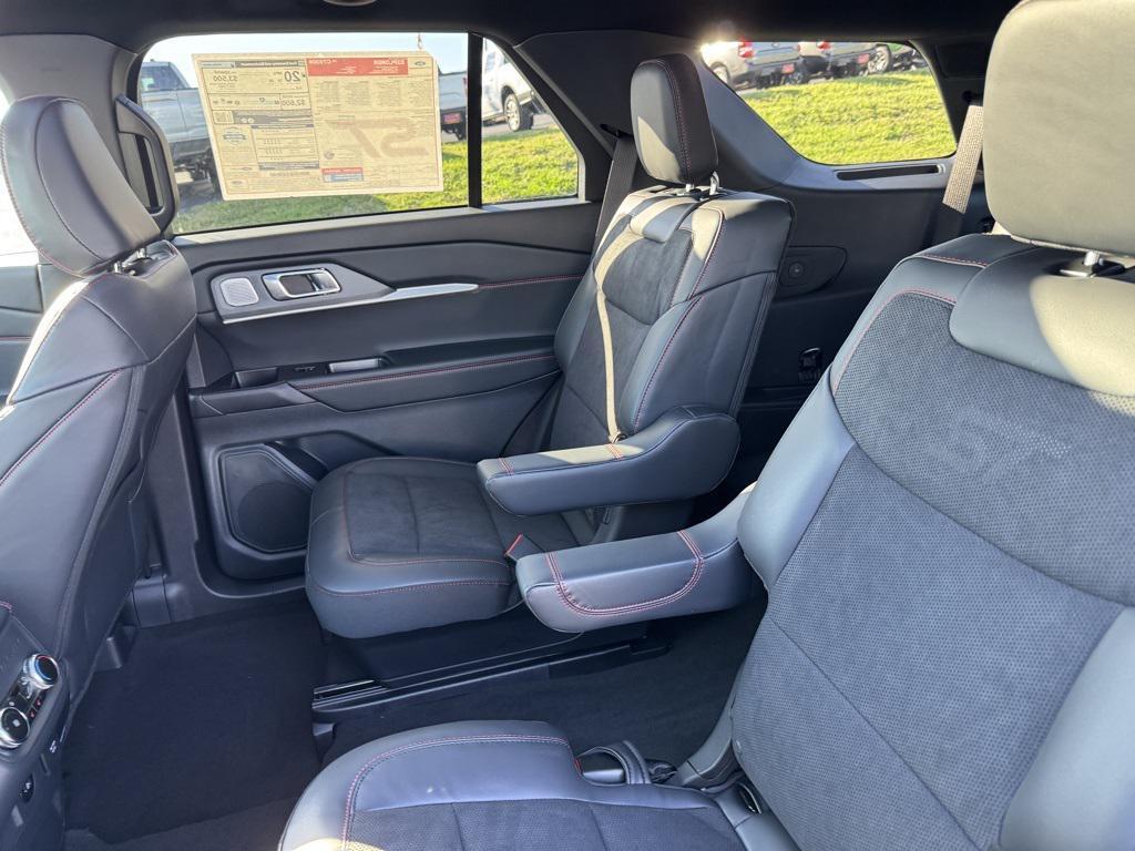 new 2025 Ford Explorer car, priced at $60,850
