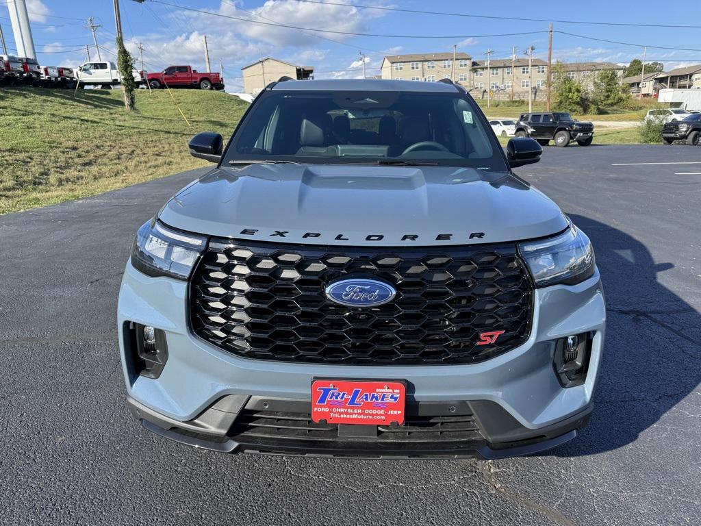 new 2025 Ford Explorer car, priced at $60,850