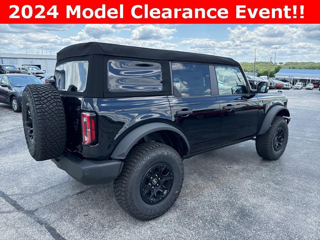 new 2024 Ford Bronco car, priced at $60,555