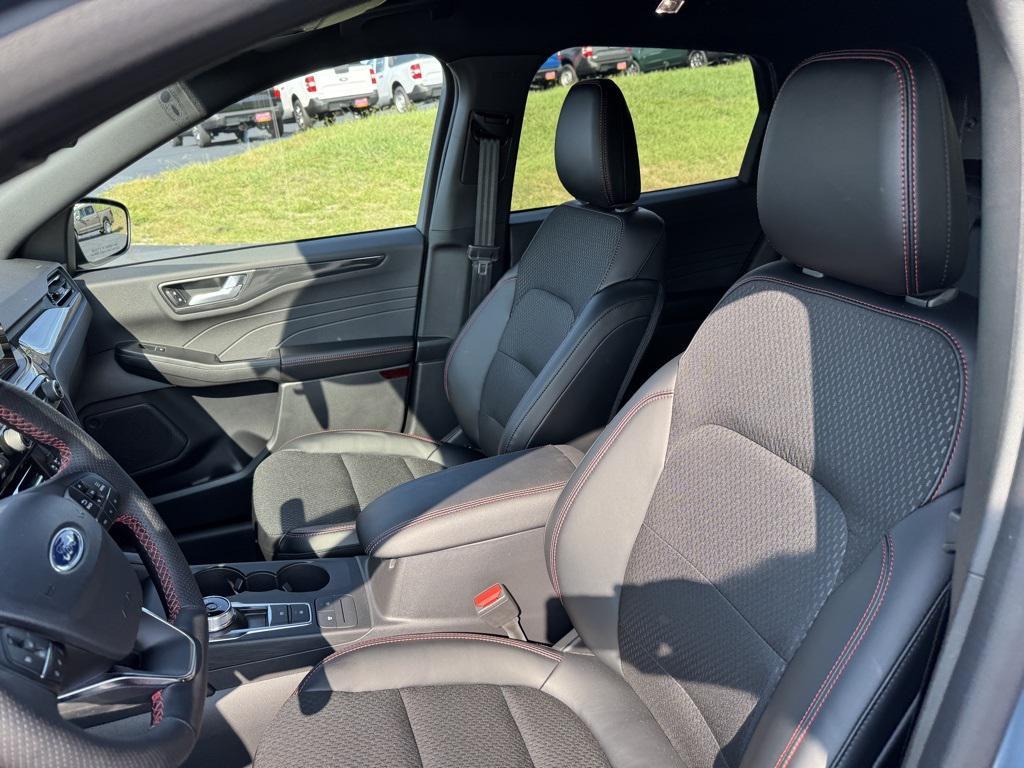 new 2026 Ford Escape car, priced at $34,266