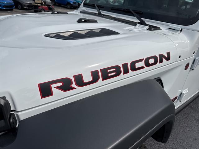 new 2025 Jeep Gladiator car, priced at $56,455