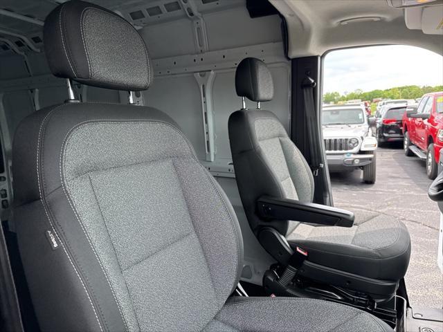 new 2025 Ram ProMaster 2500 car, priced at $55,870