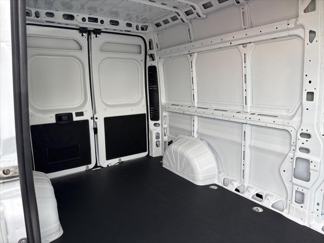 new 2025 Ram ProMaster 2500 car, priced at $55,870
