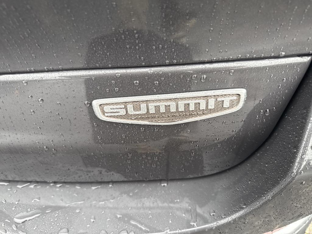 new 2025 Jeep Grand Cherokee L car, priced at $68,771