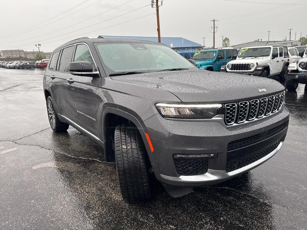 new 2025 Jeep Grand Cherokee L car, priced at $68,771