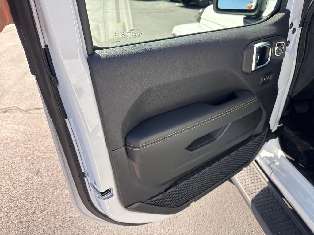 new 2026 Jeep Wrangler car, priced at $55,199