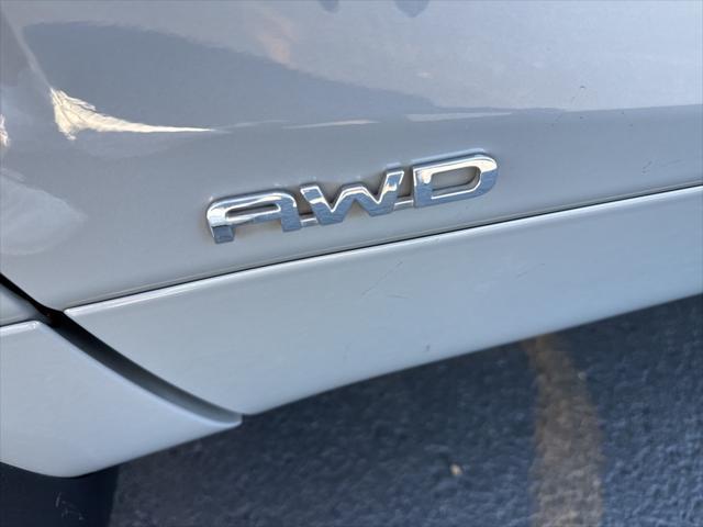 used 2022 Toyota Highlander Hybrid car, priced at $32,887