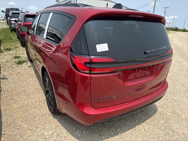 new 2025 Chrysler Pacifica car, priced at $53,340