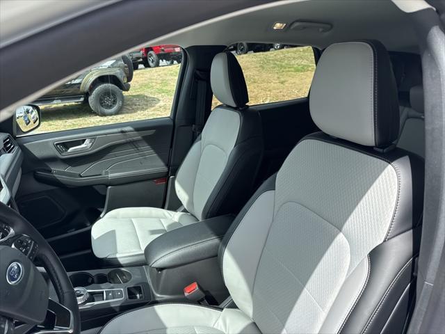new 2025 Ford Escape car, priced at $40,890