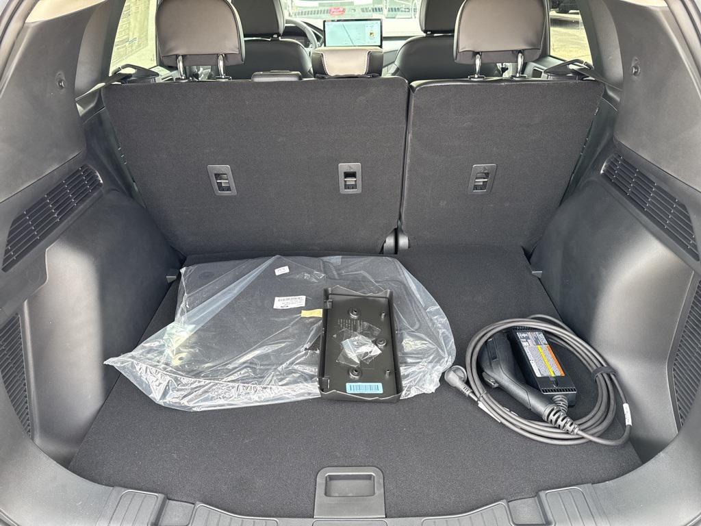 new 2025 Ford Escape PHEV car, priced at $38,955