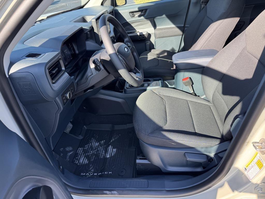 new 2025 Ford Maverick car, priced at $31,365