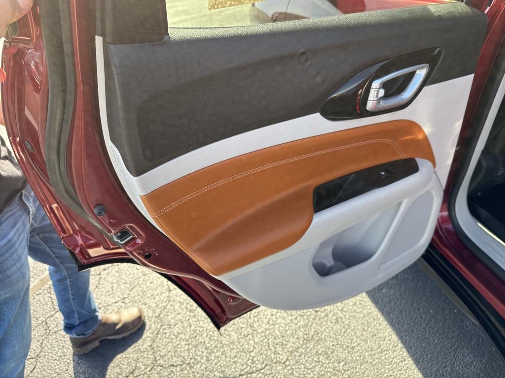 used 2022 Jeep Compass car, priced at $22,044