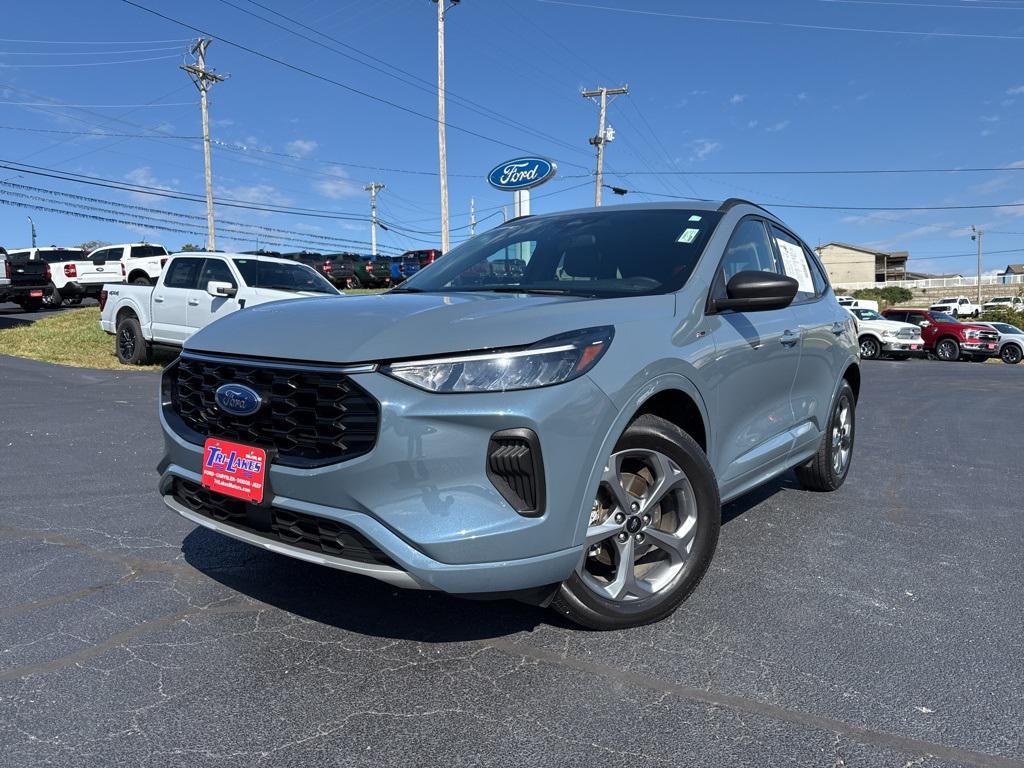 used 2023 Ford Escape car, priced at $20,886