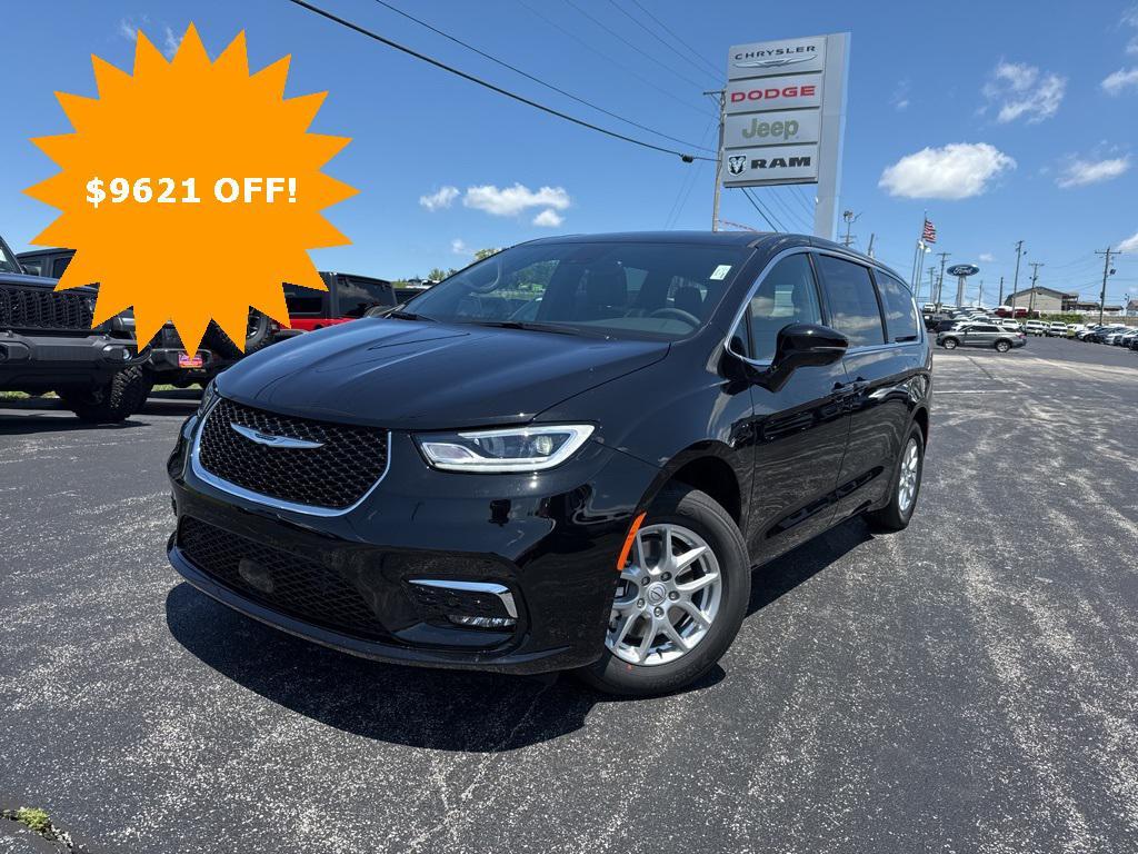 new 2025 Chrysler Pacifica car, priced at $43,499