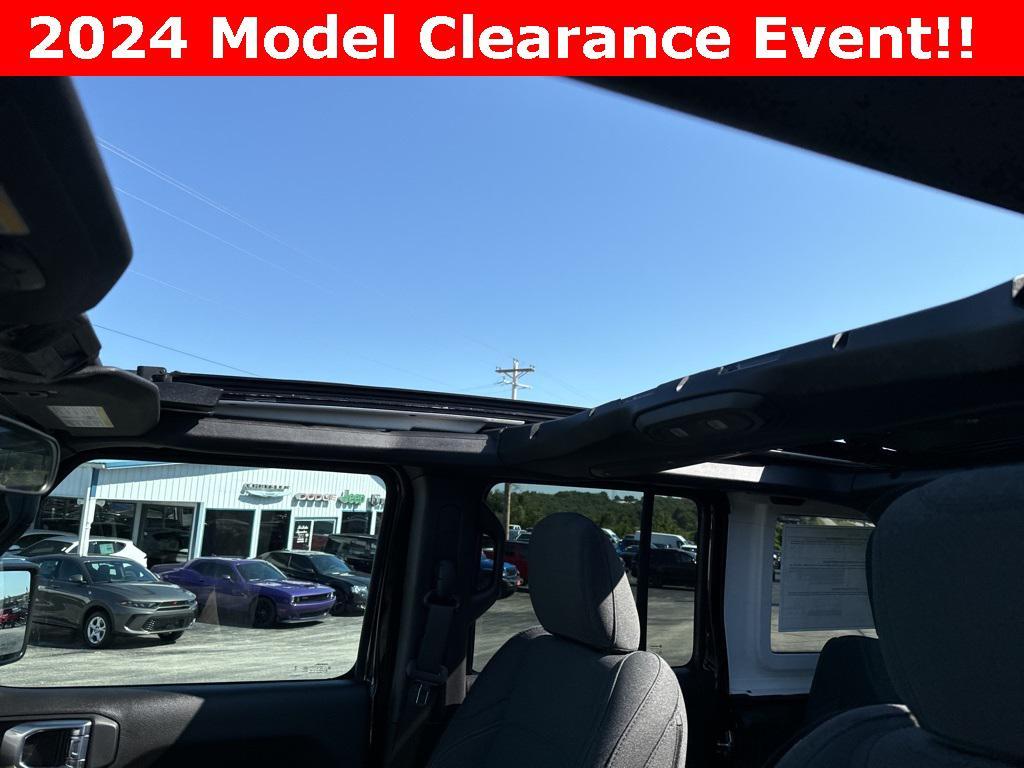 new 2024 Jeep Wrangler car, priced at $45,555