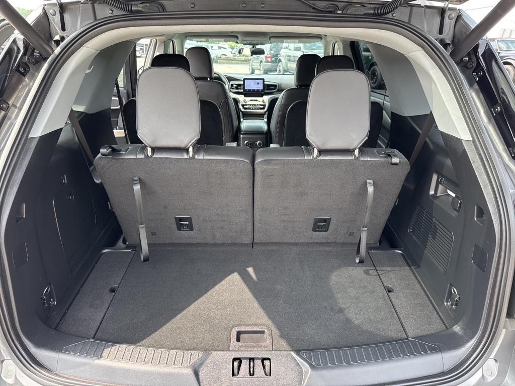 used 2023 Ford Explorer car, priced at $34,148