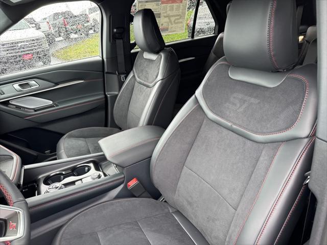 new 2025 Ford Explorer car, priced at $61,450