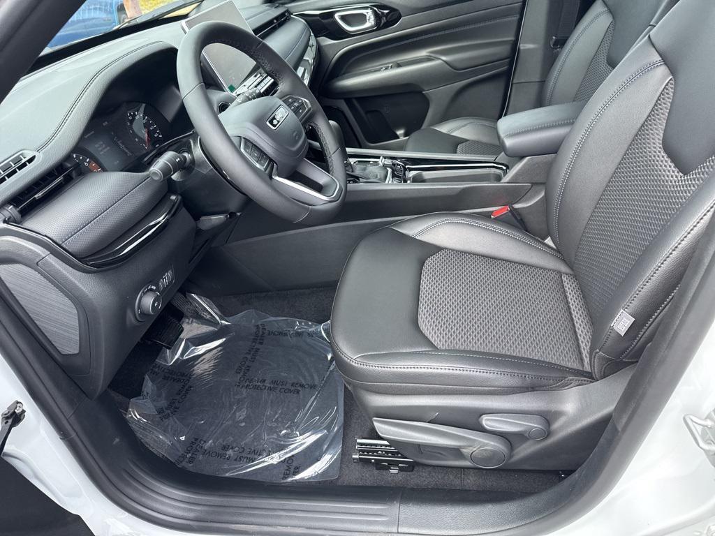 new 2026 Jeep Compass car, priced at $31,998
