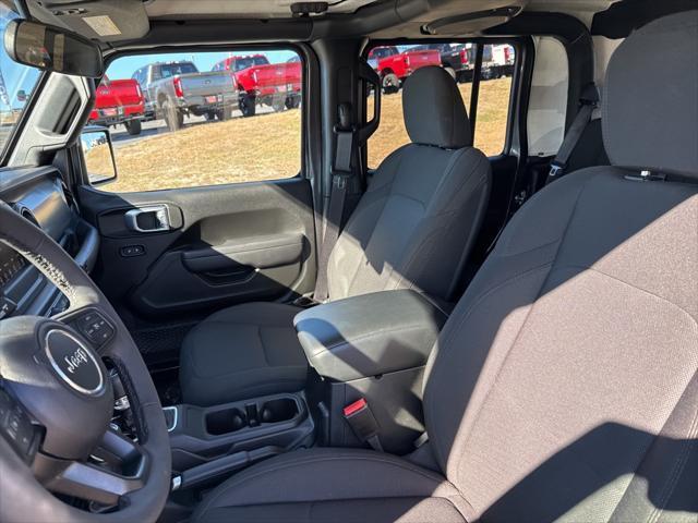 used 2023 Jeep Gladiator car, priced at $41,727