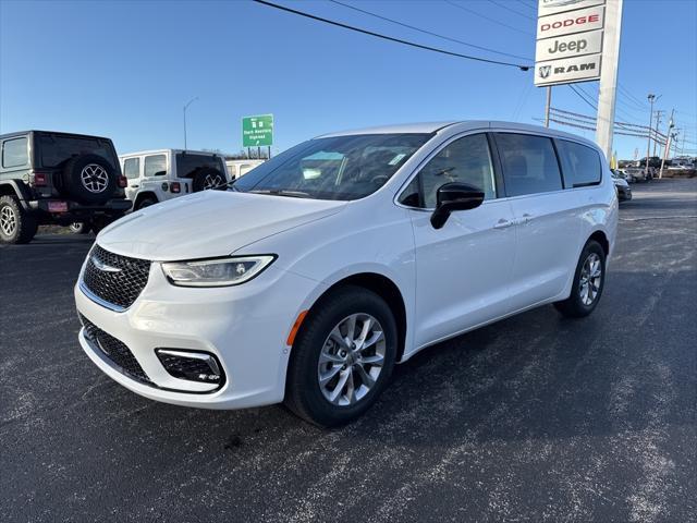 new 2025 Chrysler Pacifica car, priced at $46,266