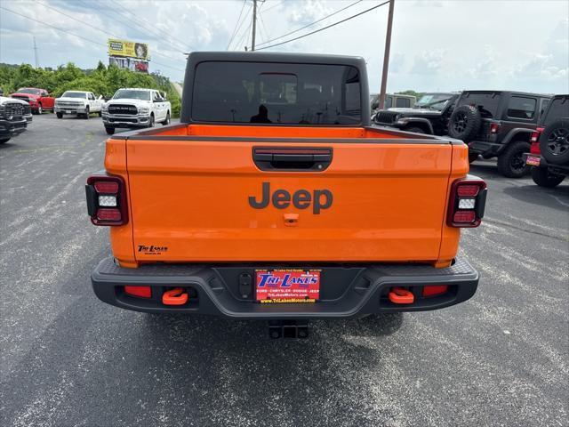 new 2025 Jeep Gladiator car, priced at $57,295