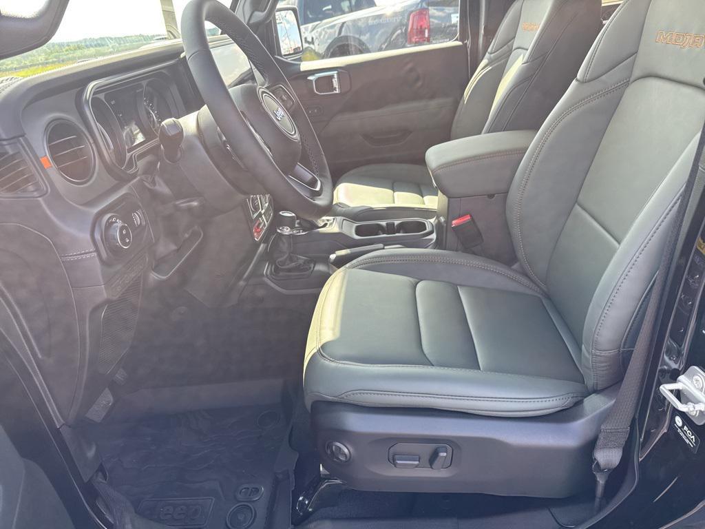 new 2025 Jeep Gladiator car, priced at $56,680