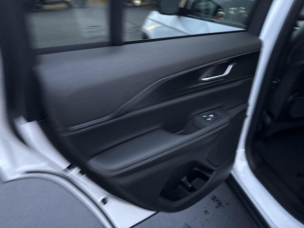 new 2025 Jeep Grand Cherokee car, priced at $47,775