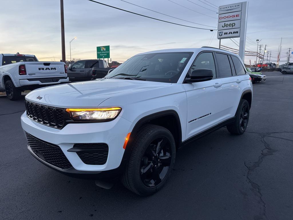 new 2025 Jeep Grand Cherokee car, priced at $47,775