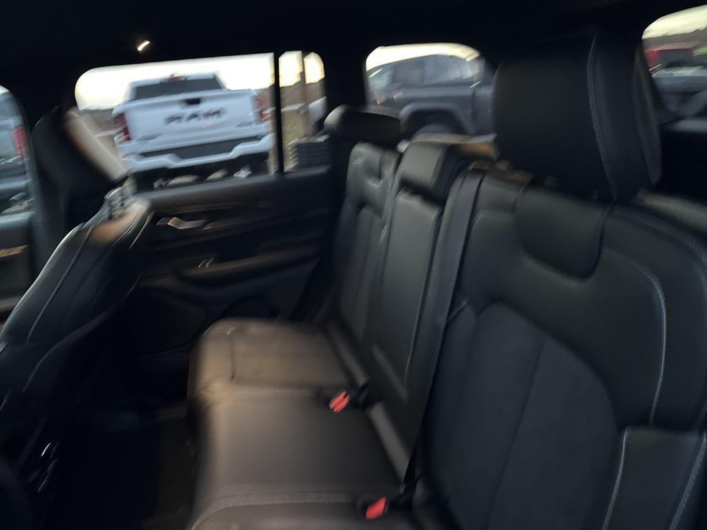 new 2025 Jeep Grand Cherokee car, priced at $47,775