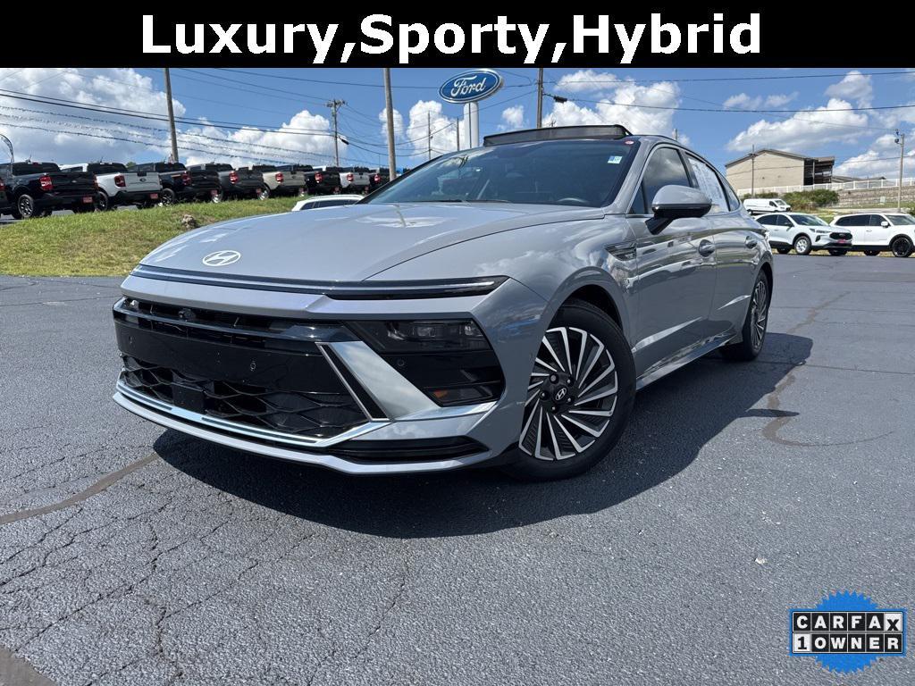 used 2025 Hyundai Sonata Hybrid car, priced at $33,167