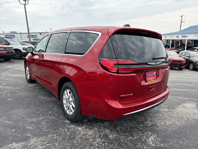 new 2024 Chrysler Pacifica car, priced at $41,288