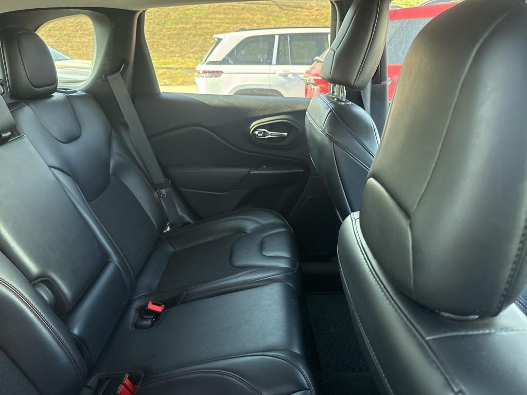 used 2021 Jeep Cherokee car, priced at $21,890