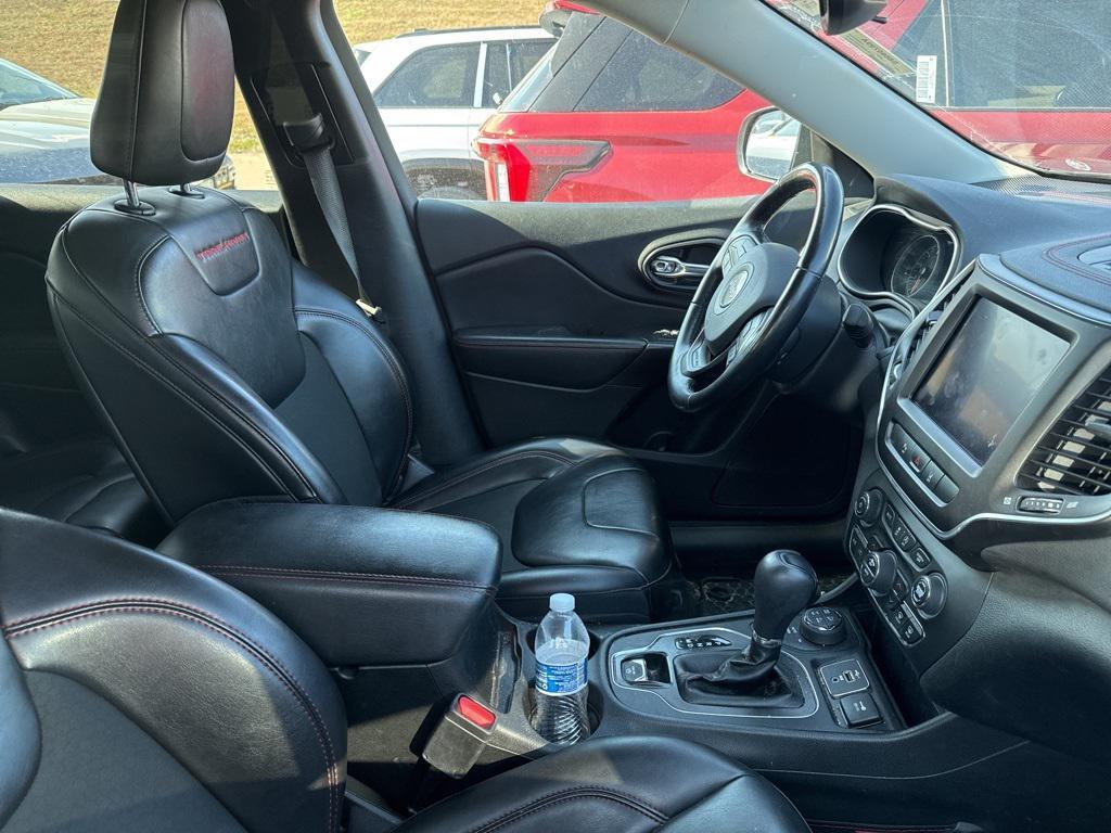 used 2021 Jeep Cherokee car, priced at $21,890