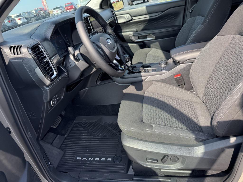new 2025 Ford Ranger car, priced at $43,730