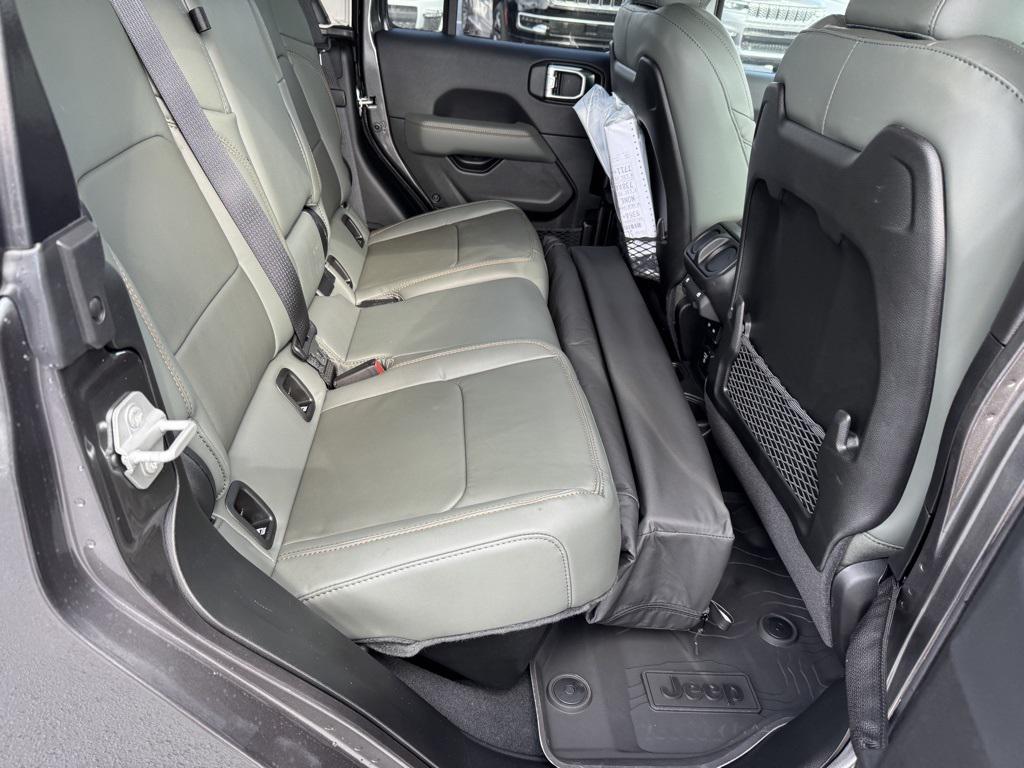 new 2025 Jeep Gladiator car, priced at $56,940