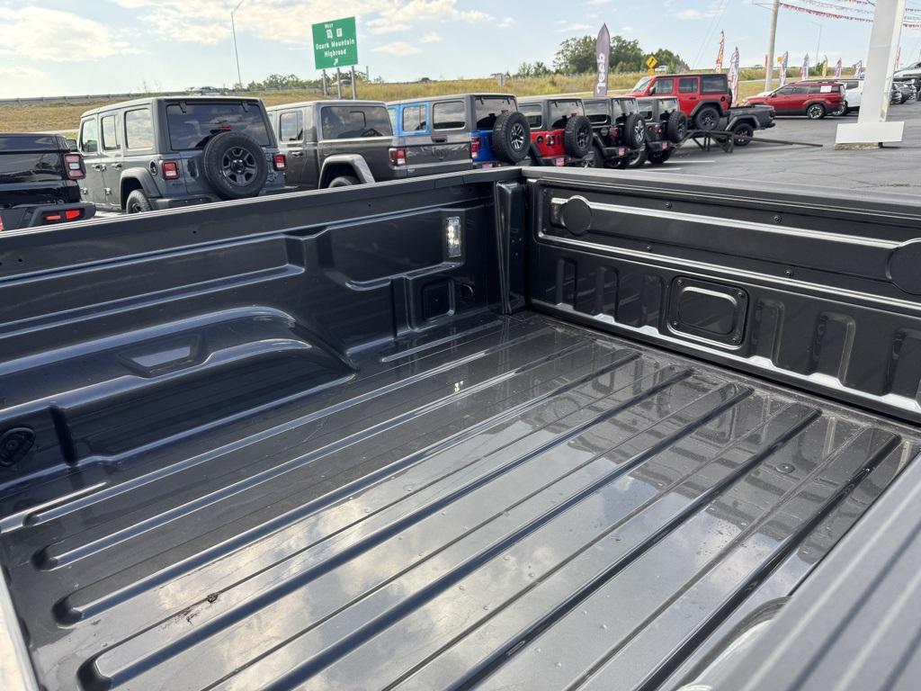 new 2025 Jeep Gladiator car, priced at $56,940