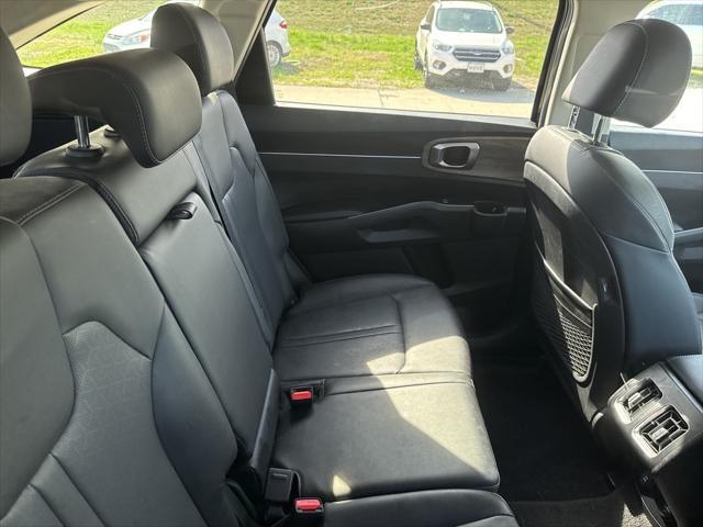 used 2023 Kia Sorento car, priced at $32,942