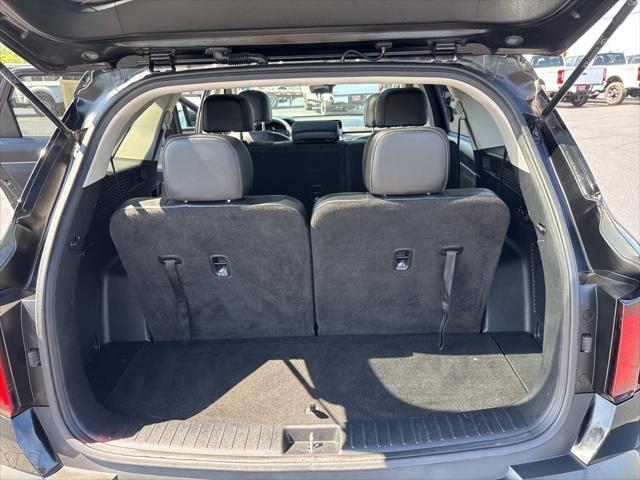 used 2023 Kia Sorento car, priced at $30,298