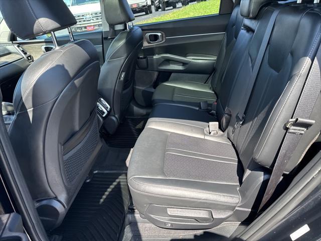 used 2023 Kia Sorento car, priced at $30,298