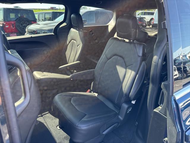 new 2025 Chrysler Pacifica car, priced at $51,110