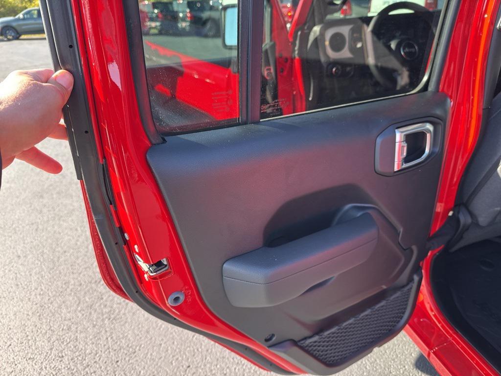 new 2026 Jeep Wrangler car, priced at $51,110