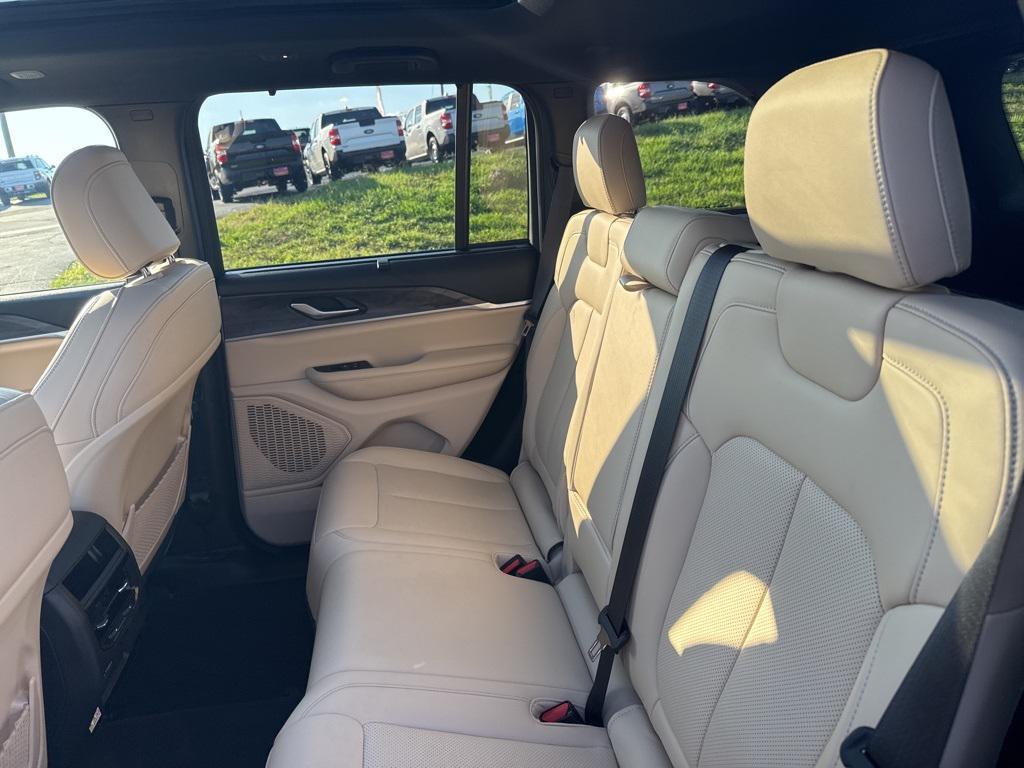 used 2024 Jeep Grand Cherokee car, priced at $38,451
