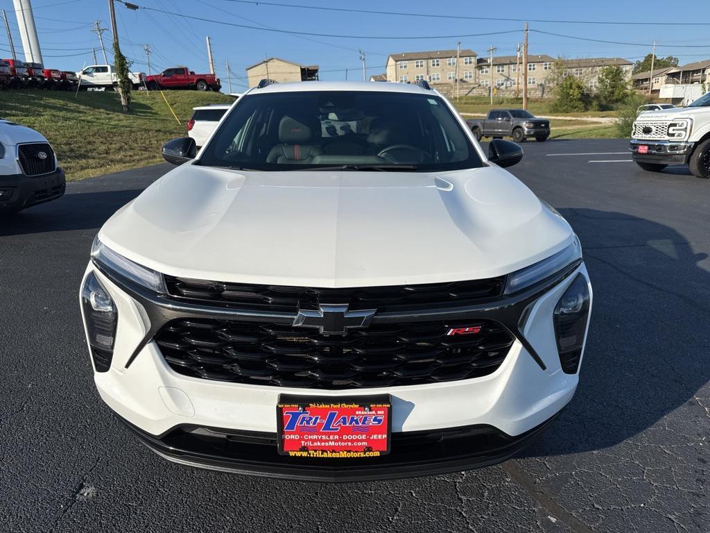 used 2024 Chevrolet Trax car, priced at $22,872