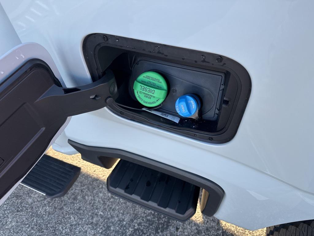 new 2025 Ford F-250 car, priced at $79,986